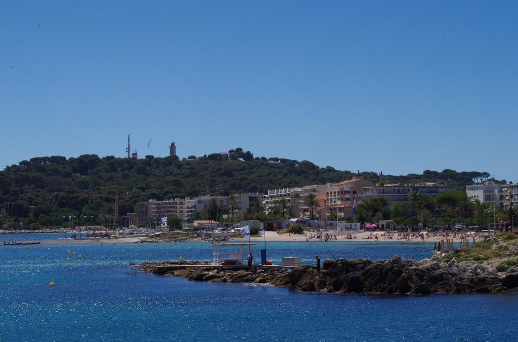 Studio La Reine Astrid Antibes Bagian luar foto